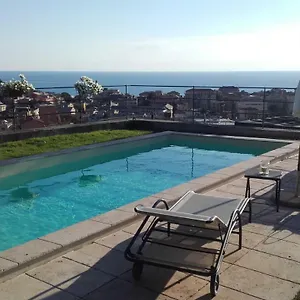 https://il-corbezzolo-suite.hotelitalianriviera.com